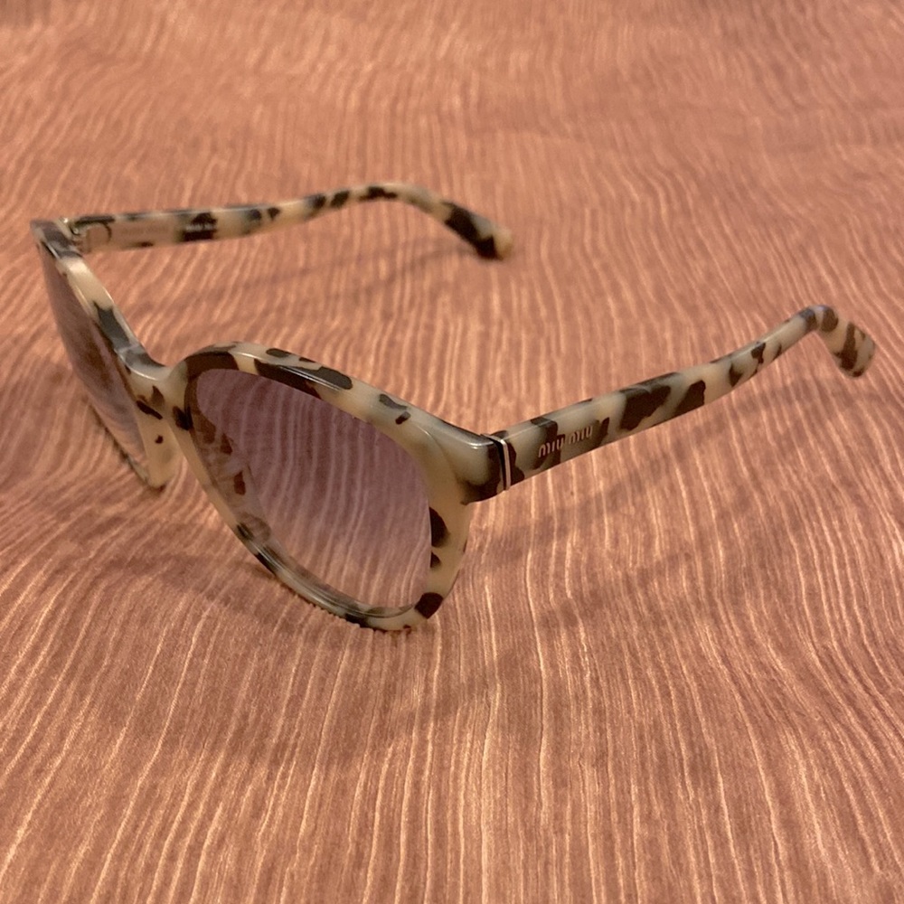 MIU MIU Sunglasses in Grey - Picture 3 of 4